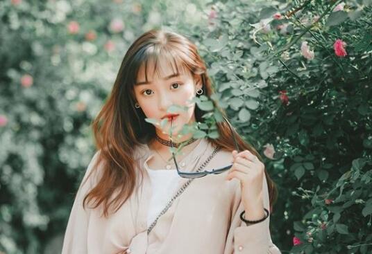 形容天空蓝的句子