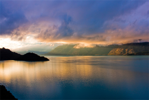 02299_morningbreaks_1920x1080.jpg
