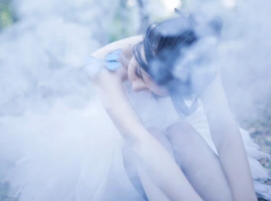 伤感个性签名女生心碎了累了